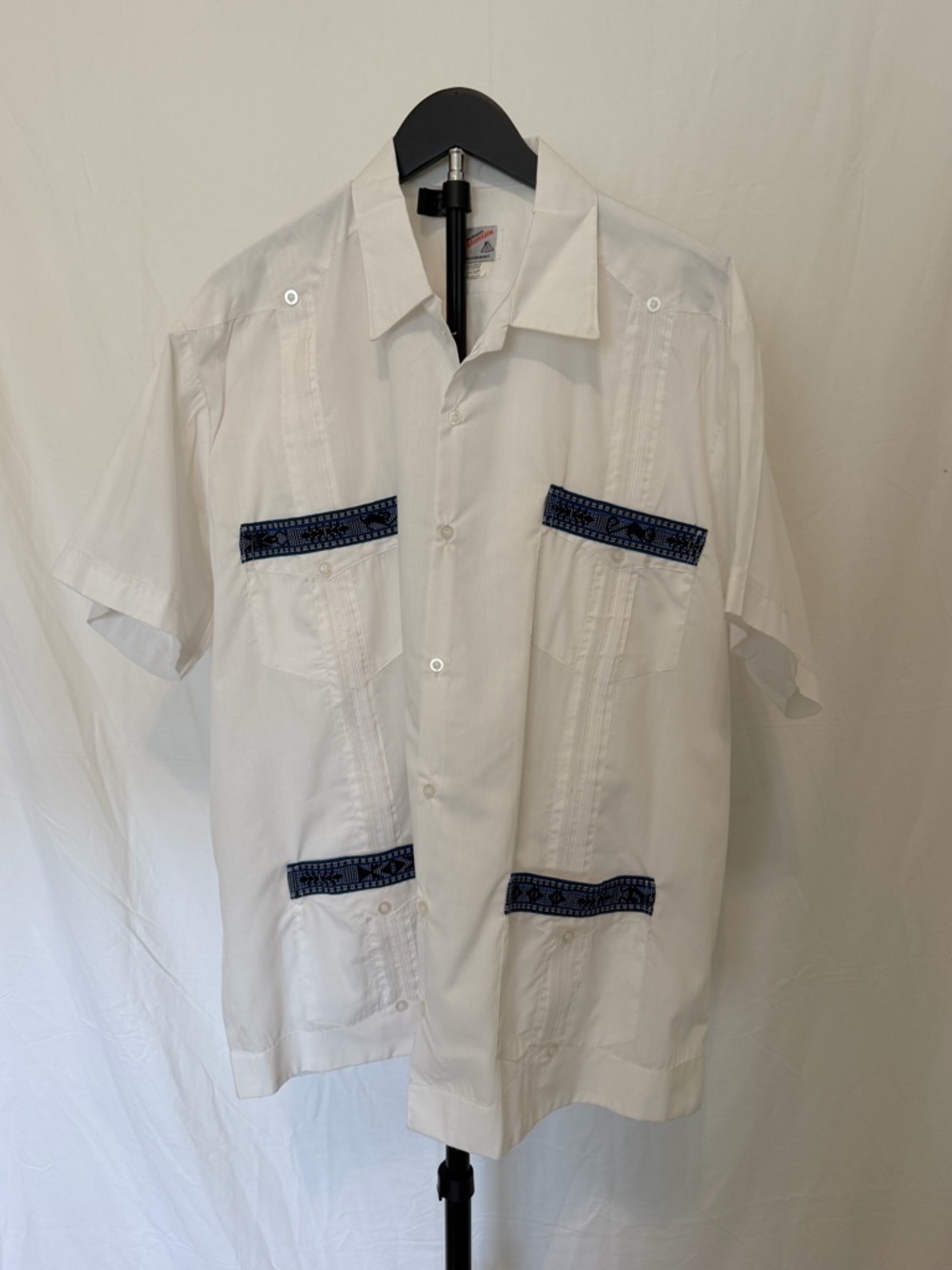 Guayabera Authentica White Embroidered 4-Pocket Guayabera Shirt Men’s Size 44 - Picture 1 of 10